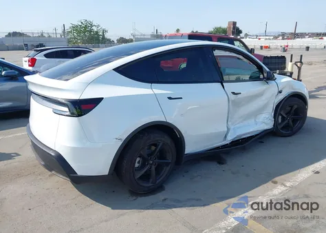 2026 Tesla Model Y Long Range Dual Motor All-Wheel Drive from USA, damaged, VIN 7SAYGDED4TF374833